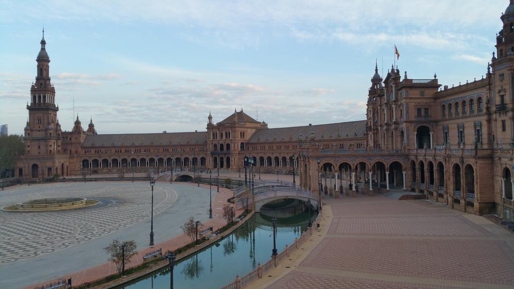 Luxury Apartment Plus Ultra Seville Exterior photo