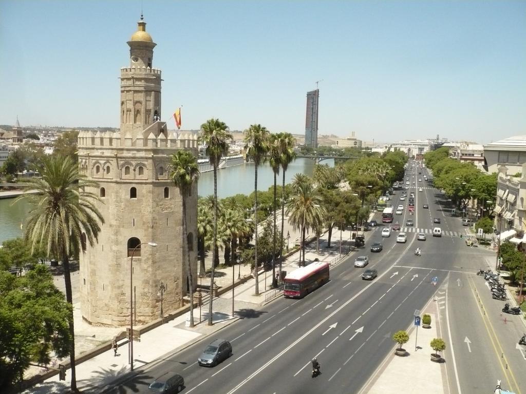 Luxury Apartment Plus Ultra Seville Exterior photo
